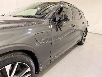 Volvo V-60 2.0 T8 Recharge PHEV R Design AWD picture 45