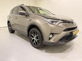 škoda osobní automobily Toyota Rav-4 2.5 Hybrid Style 2016/6