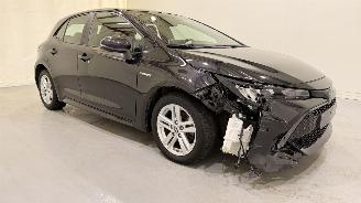 Vaurioauto  passenger cars Toyota Corolla HB 1.8 Hybrid Dynamic 2022/1