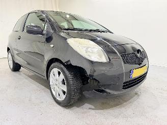 Coche accidentado Toyota Yaris 1.3 VVT-i Sol Airco 2006/3