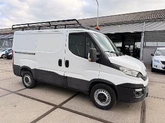 Iveco Daily 35S16V 2.3d 114kW Airco picture 7