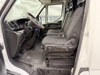Iveco Daily 35S16V 2.3d 114kW Airco picture 8