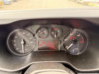 Iveco Daily 35S16V 2.3d 114kW Airco picture 16