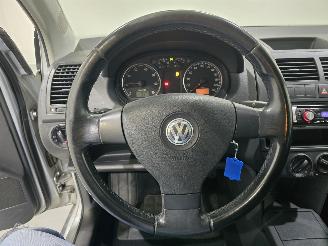 Volkswagen Polo 1.4-16V Comfortline AC 5,Drs LM 60Kw NAP picture 25