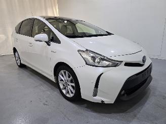 damaged passenger cars Toyota Prius Plus Premuim 1.9 CVT AUT 7P Pano 2019/10