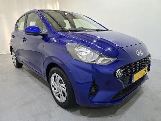 damaged passenger cars Hyundai I-10 1.0 Comfort Smart Navi AC Bjr.2023 2023/5