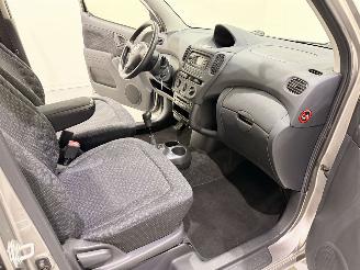 Toyota Yaris-verso 1.5 VVT-i Terra picture 34