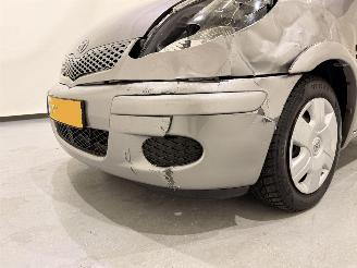 Toyota Yaris-verso 1.5 VVT-i Terra picture 11