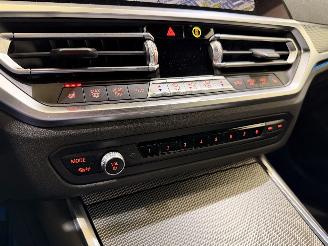 BMW 3-serie Sedan 330e M Sport Aut8 picture 30