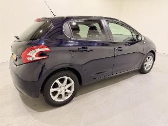 Peugeot 208 HB 1.2 VTi Style Navi/Clima picture 32