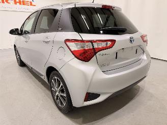 Toyota Yaris HB 1.5VVT-i HEV Y20 Automaat picture 4