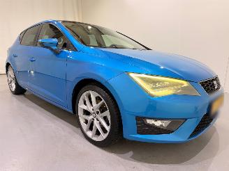 Schadeauto Seat Leon 1.4 TSI FR Business Pano/Clima 2013/10