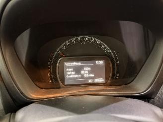 Toyota Aygo X 1.0 VVT-i Envy Automaat picture 43