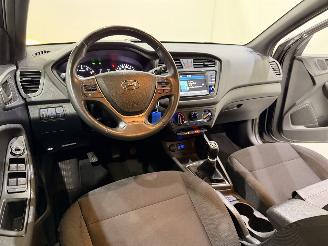 Hyundai I-20 1.2 Premium Passion Navi picture 7