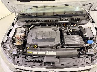Volkswagen Polo VI HB 1.6 TDI Comfort Navi picture 25