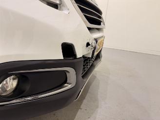 Peugeot 2008 1.2 PureTech Allure Automaat picture 13