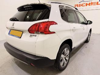 Peugeot 2008 1.2 PureTech Allure Automaat picture 22