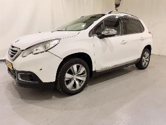 Peugeot 2008 1.2 PureTech Allure Automaat picture 16