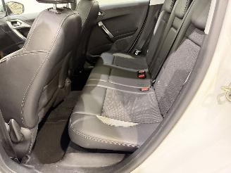 Peugeot 2008 1.2 PureTech Allure Automaat picture 29