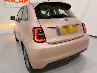Fiat 500 500-e Icon 42kWh Carplay/Clima picture 4