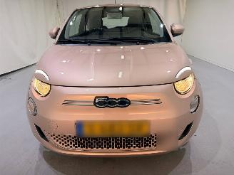 Fiat 500 500-e Icon 42kWh Carplay/Clima picture 2