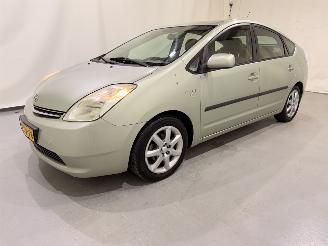 Toyota Prius HB 1.5 VVT-i HEV Aut. picture 19