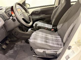 Peugeot 108 HB 1.0 e-VTi Active Airco picture 23