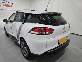 Renault Clio Estate 0.9 TCe Night&Day 66kw Bjr.2014 picture 4