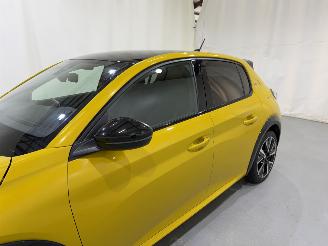 Peugeot 208 HB 1.2 Puretech 130 GT-Line Aut8 picture 42