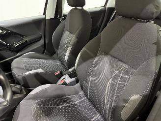 Peugeot 208 HB 1.4 VTi Active Airco picture 31