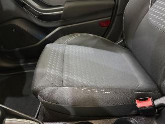 Ford Fiesta HB 1.0 EcoBoost Titanium picture 30