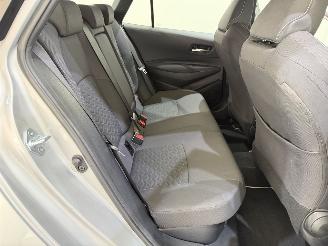 Toyota Corolla Touring Sports 1.8 VVT-i Hybrid Automaat picture 37
