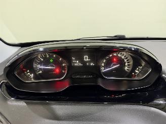 Peugeot 208 HB 1.2 PureTech Blue Lion picture 31