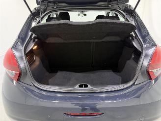 Peugeot 208 HB 1.2 PureTech Blue Lion picture 37