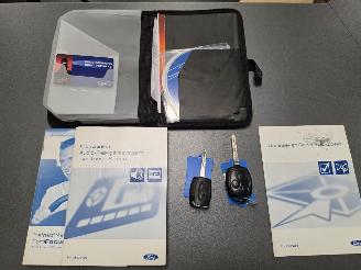 Ford Focus Wagon 1.6-16V Futura Automaat picture 13