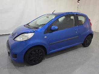Peugeot 107 1.0-12V XR 3.Drs Bjr.2009 picture 13