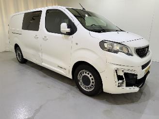skadebil bedrijf Peugeot Expert DC 2.0 BlueHDI 120 Premium 6-seats 2018/9