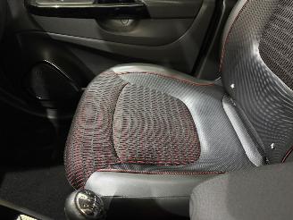 Renault Captur 0.9 TCe Helly Hansen NAP picture 36