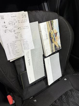 Renault Grand-scenic 1.3 TCe 140 Limited 7-pers picture 26