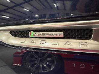 Jaguar F-Pace 2.0d Turbo Portfolio AWD Aut. picture 12