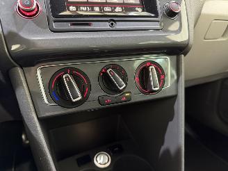 Volkswagen Polo V HB 1.0 Fresh Airco picture 20