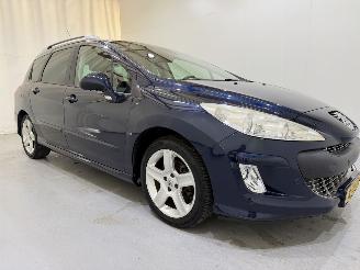 Damaged car Peugeot 308 SW 1.6 THP Signature Automaat 2010/10