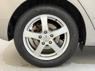 Toyota Auris HB 1.8 Hybrid Clima/Navi picture 22