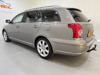 Toyota Avensis Wagon 2.0 VVT-i Executive picture 4