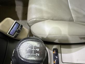 Toyota Avensis Wagon 2.0 VVT-i Executive picture 28