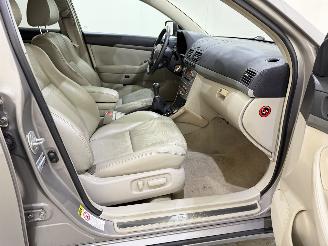 Toyota Avensis Wagon 2.0 VVT-i Executive picture 19