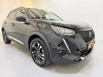 Vaurioauto  passenger cars Peugeot 2008 e-2008 EV Blue Allure Navi/Clima 2021/6