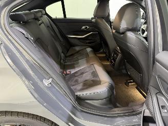 BMW 3-serie 330e M Sport Aut8 picture 18