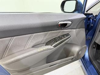 Honda Civic 1.3i Hybrid Elegance Clima Aut. picture 32