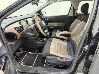 Citroën C4 cactus 1.6 Blue HDI 100 Shine Pano/Navi picture 11